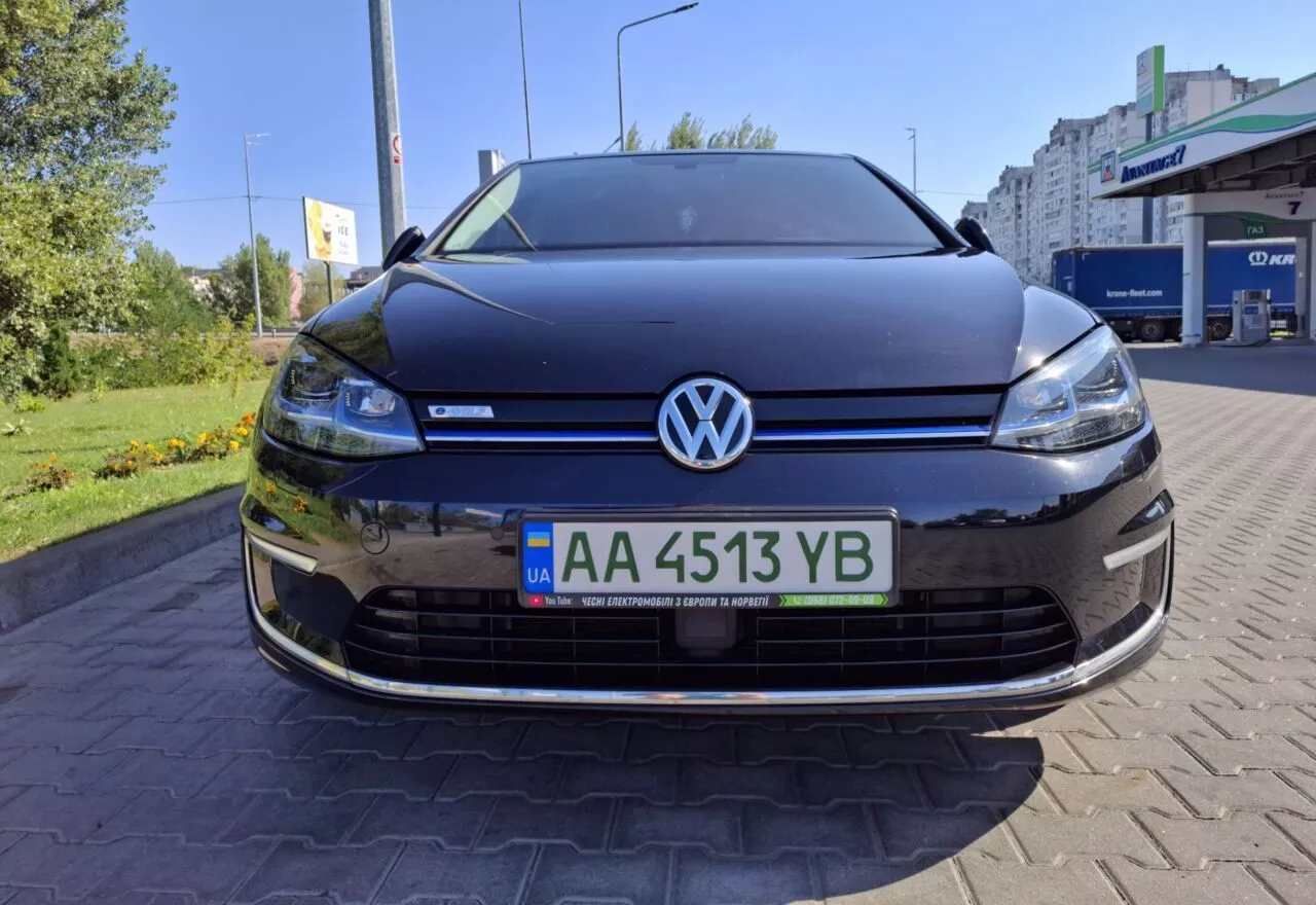 Volkswagen e-Golf  35.8 kWh 201731