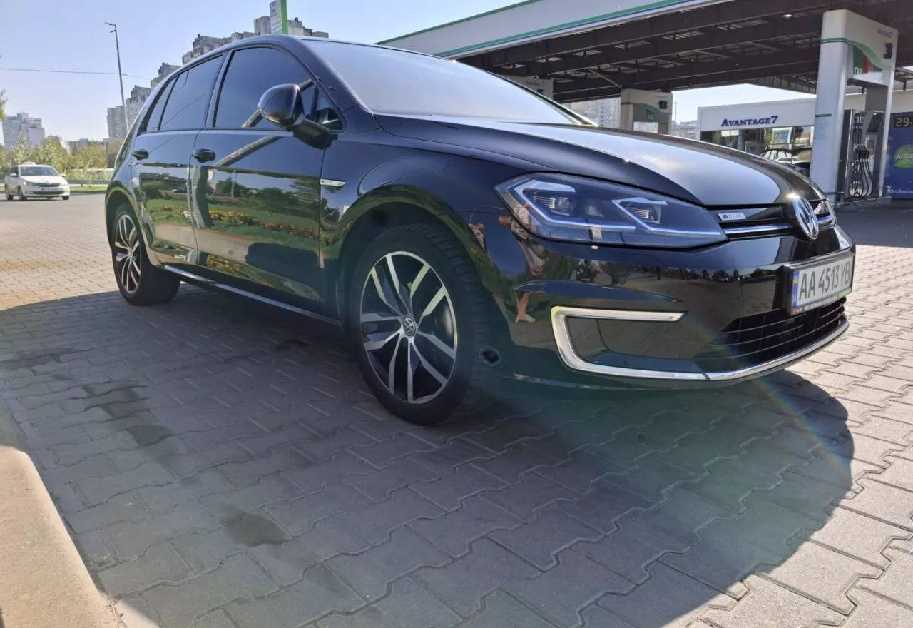 Volkswagen e-Golf  35.8 kWh 201771