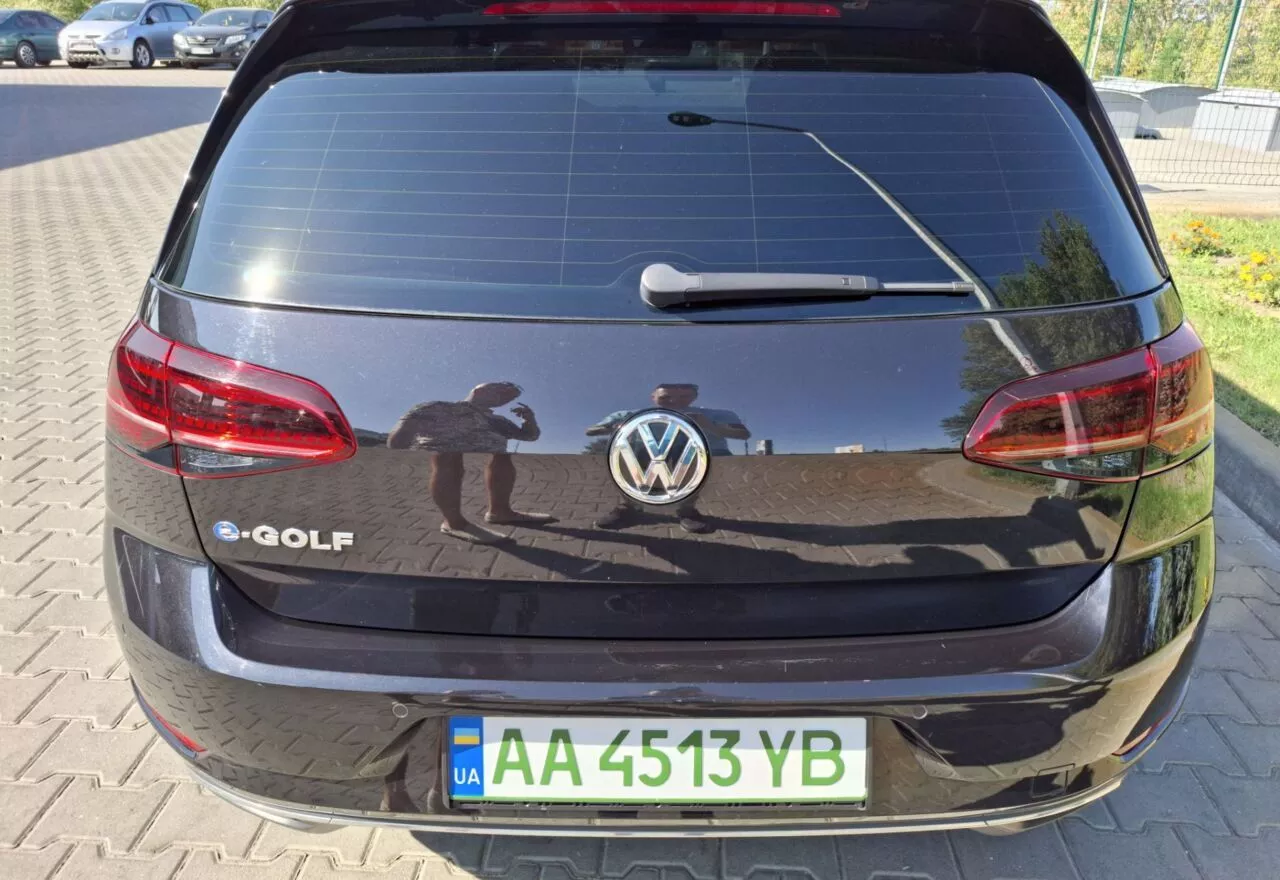 Volkswagen e-Golf  35.8 kWh 2017151