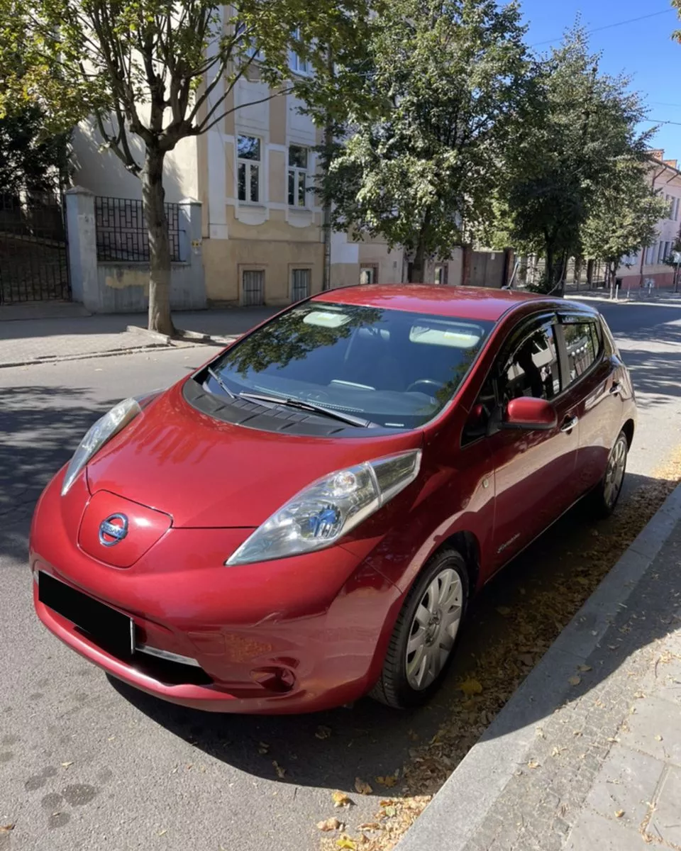 Nissan Leaf  24 kWh 201311