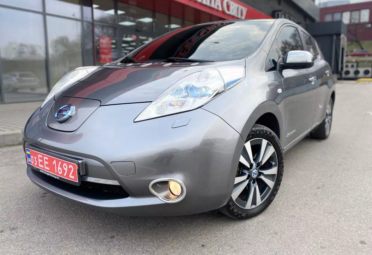 Nissan Leaf  24 kWh 201301