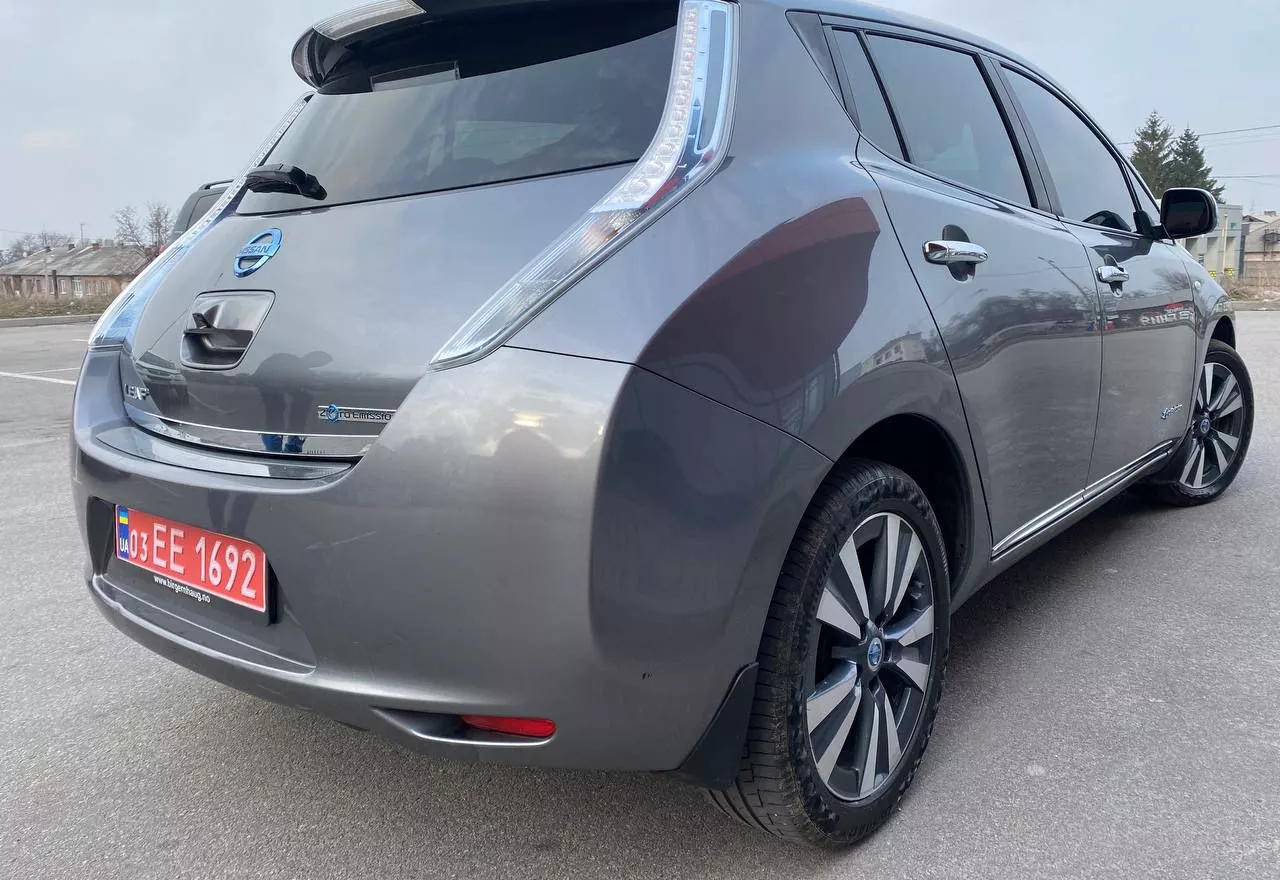 Nissan Leaf  24 kWh 201321