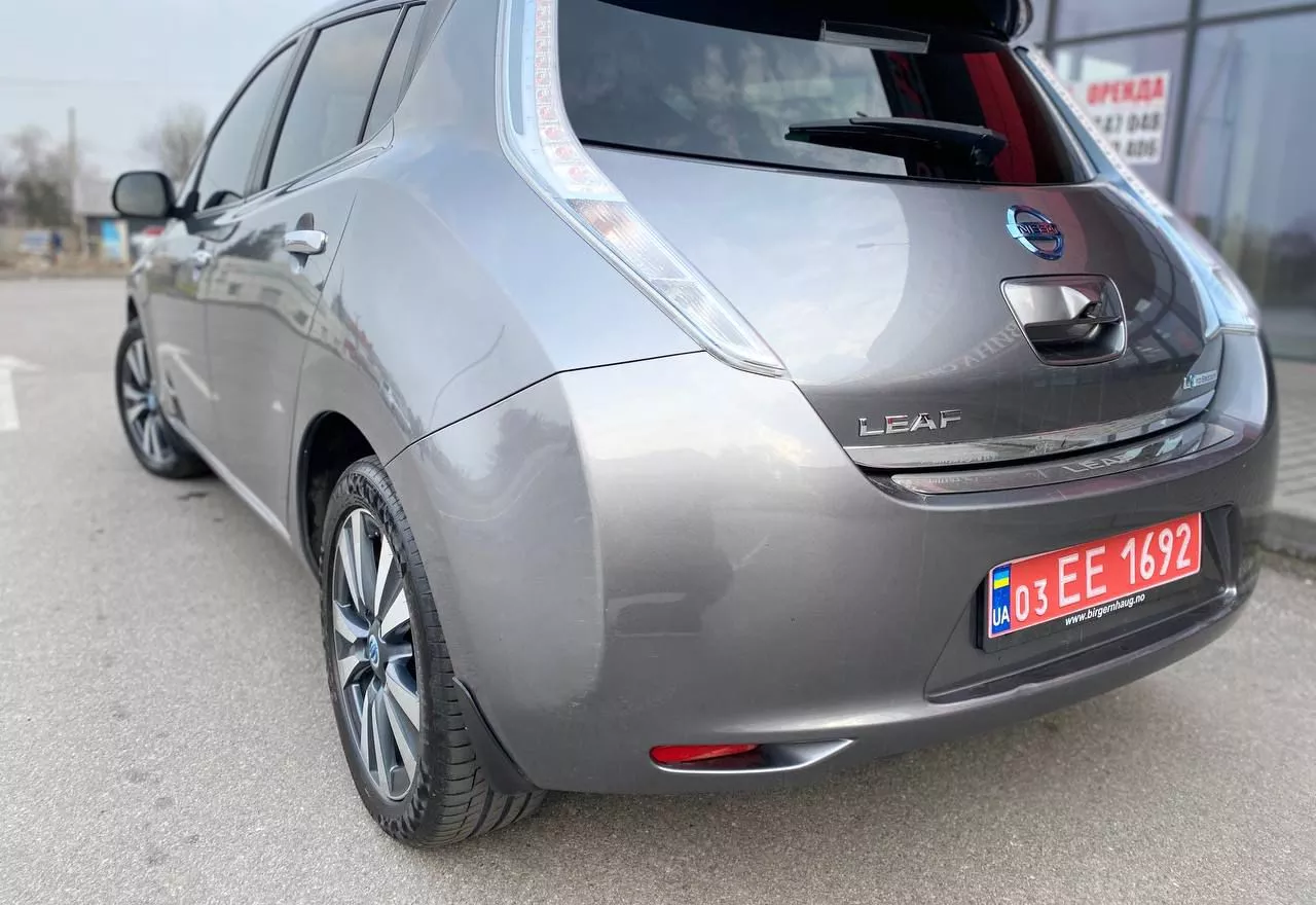 Nissan Leaf  24 kWh 201341