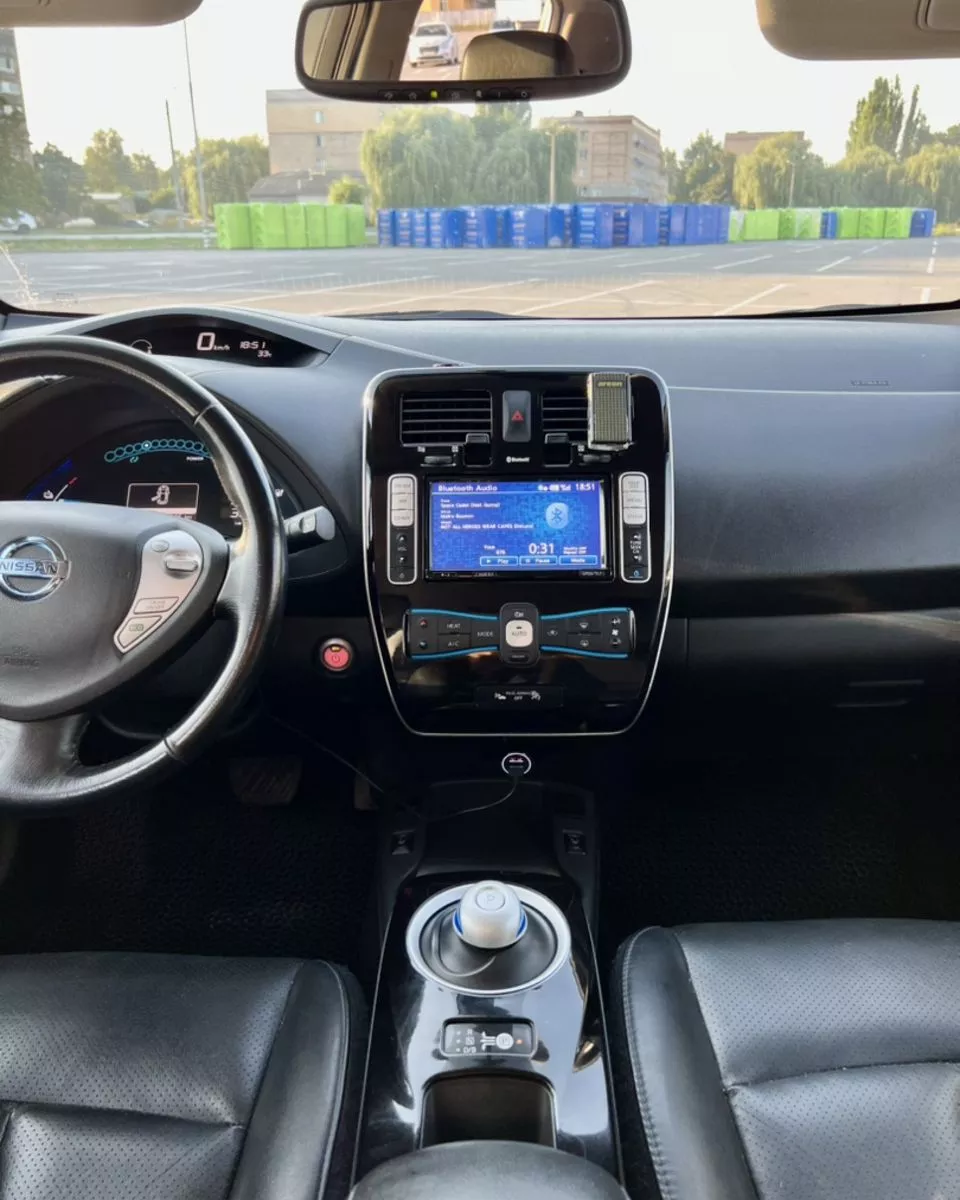 Nissan Leaf  24 kWh 2013171