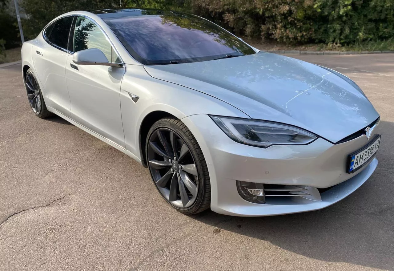 Tesla Model S  75 kWh 201751