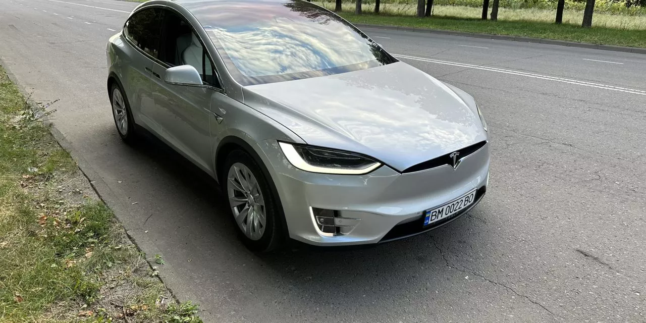 Tesla Model X  2017221