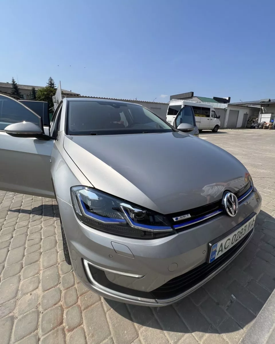 Volkswagen e-Golf  35.8 kWh 201861