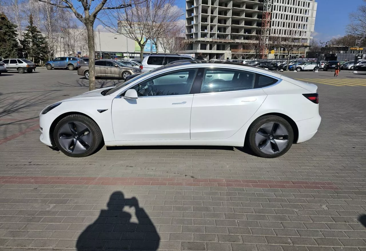 Tesla Model 3  80.5 kWh 201951