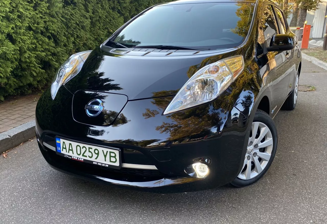 Nissan Leaf 