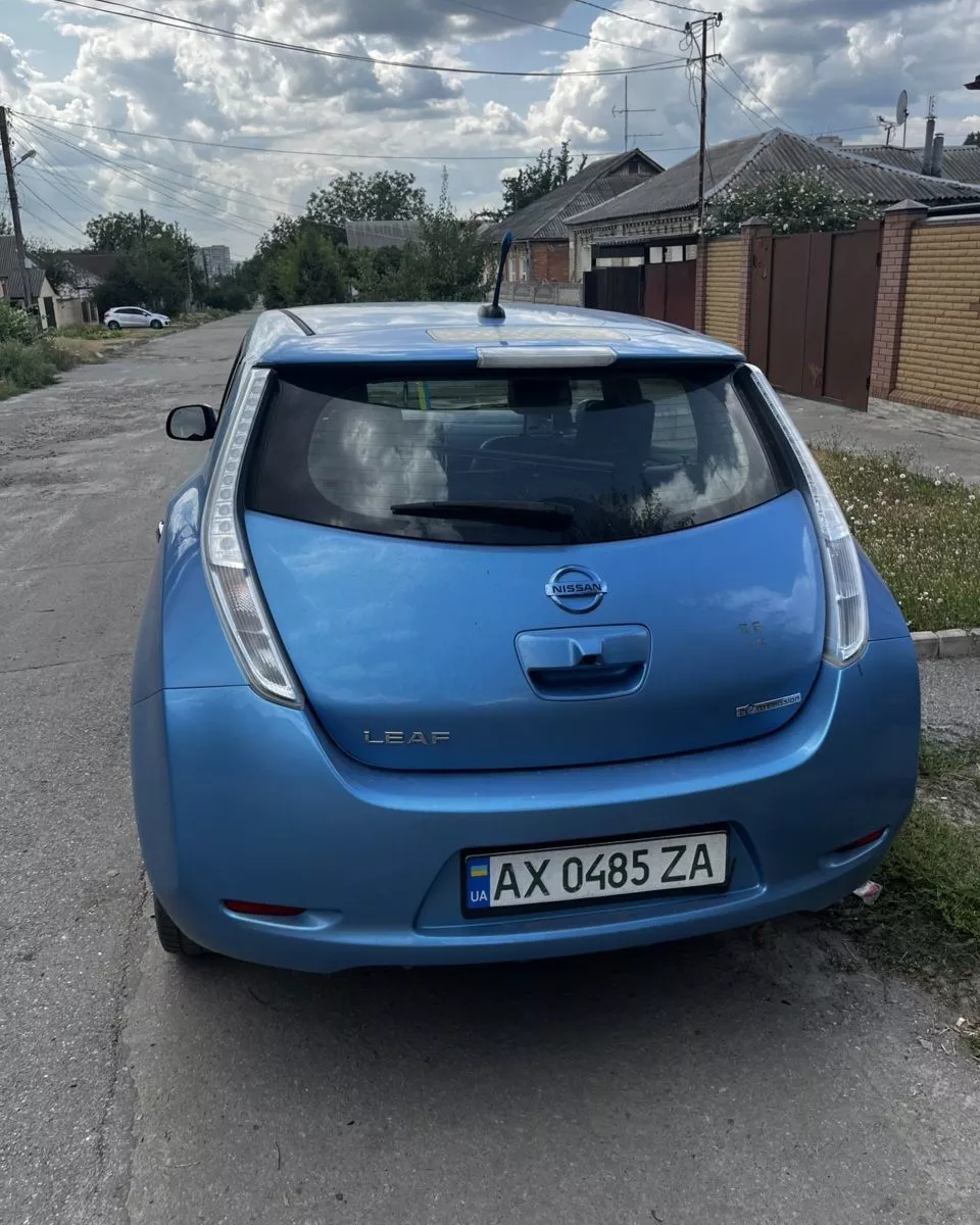 Nissan Leaf  24 kWh 201311