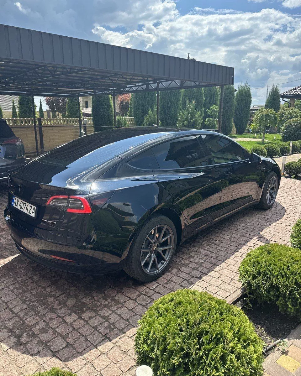 Tesla Model 3  82.5 kWh 202251