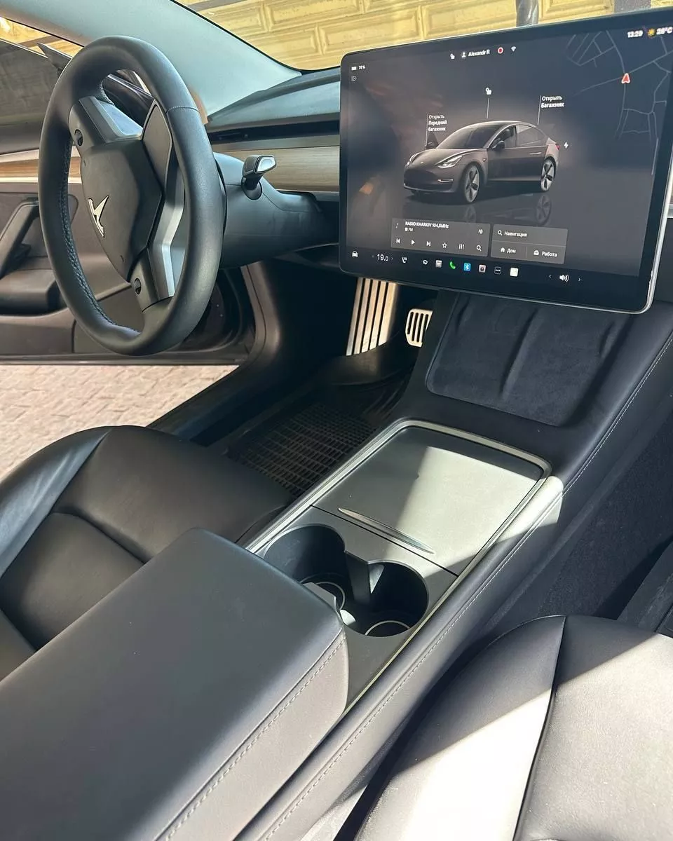 Tesla Model 3  82.5 kWh 202281