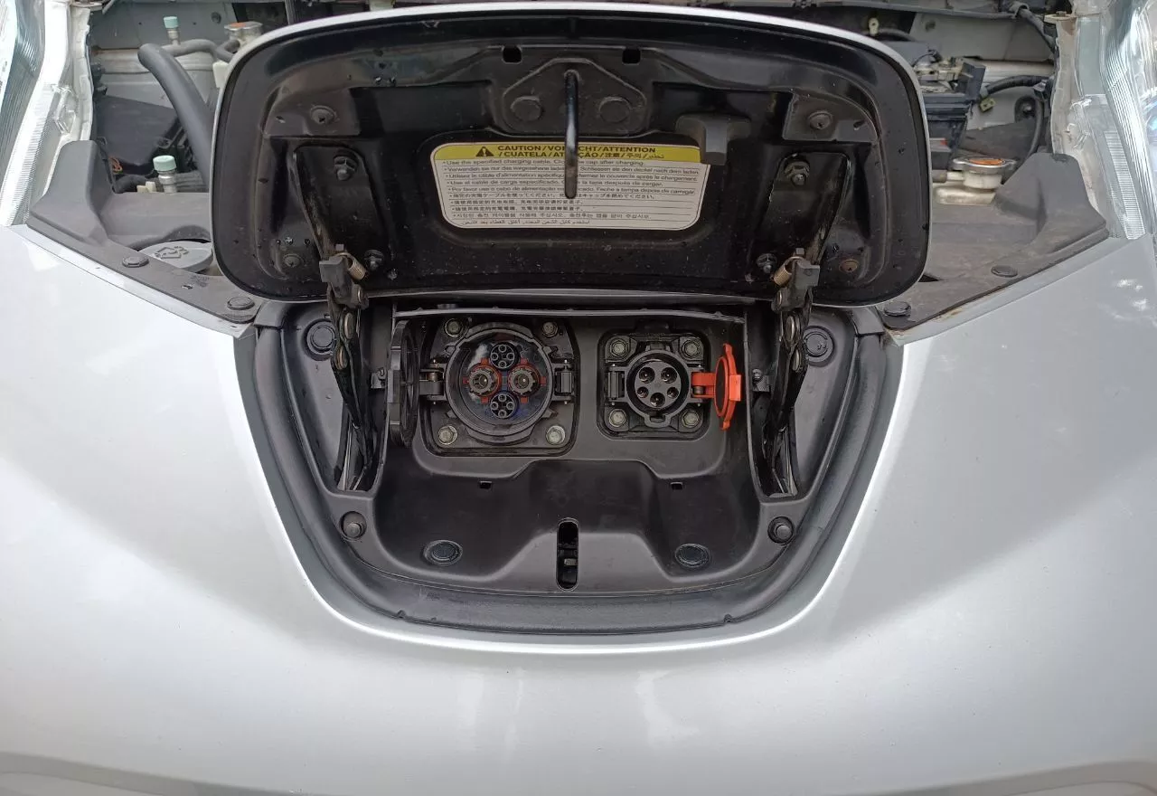 Nissan Leaf  24 kWh 2012201