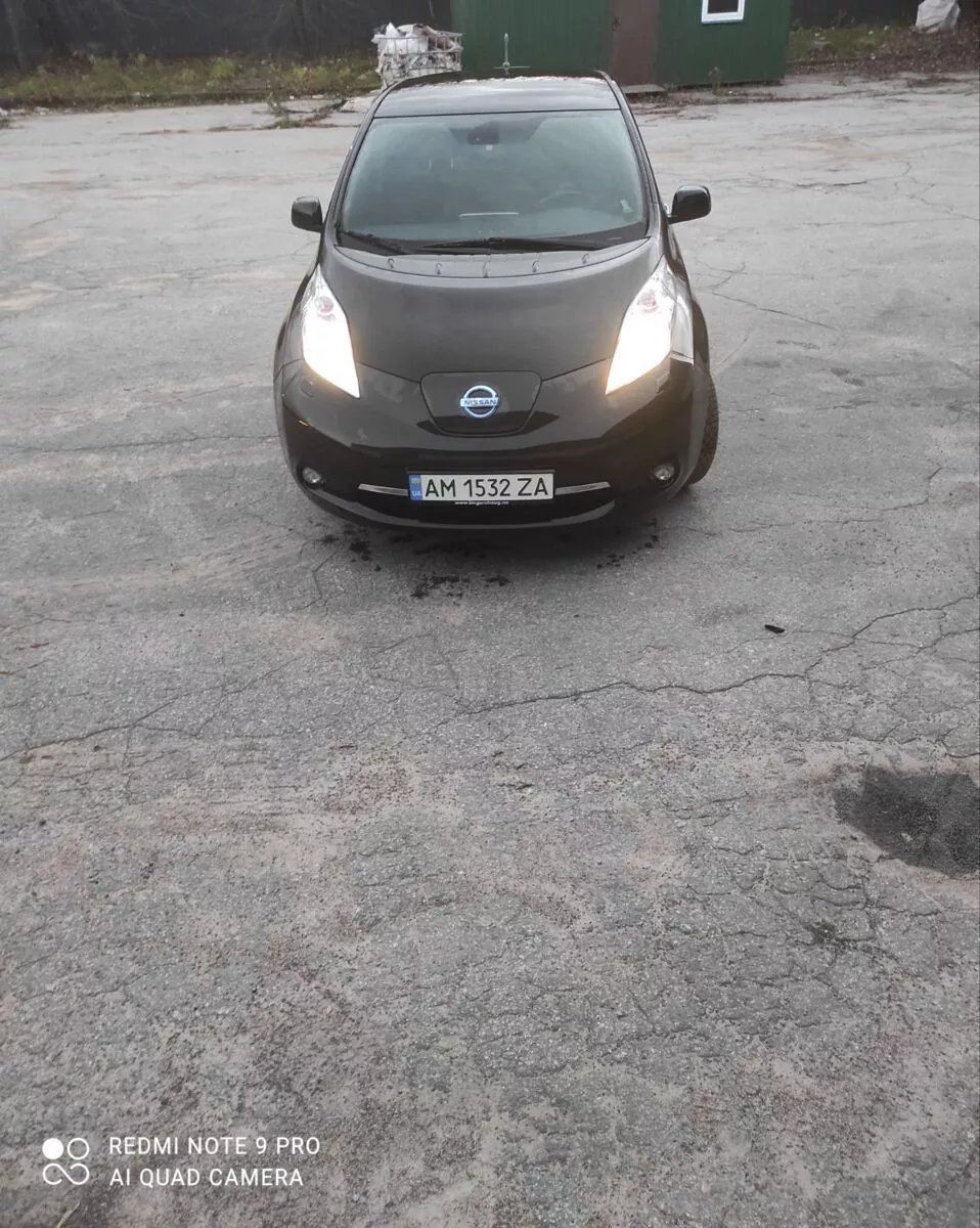 Nissan Leaf  24 kWh 2013101