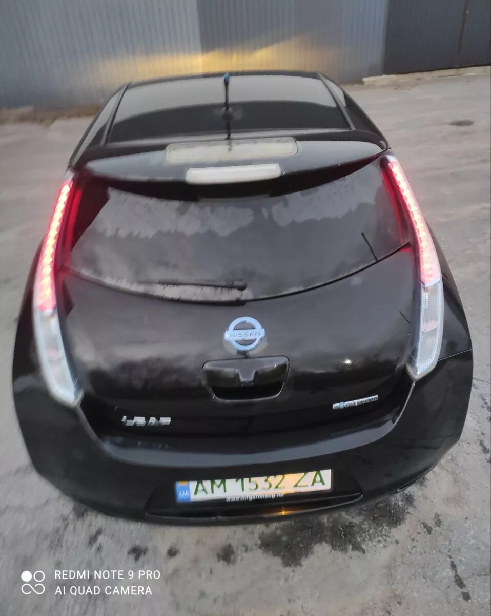 Nissan Leaf  24 kWh 2013111