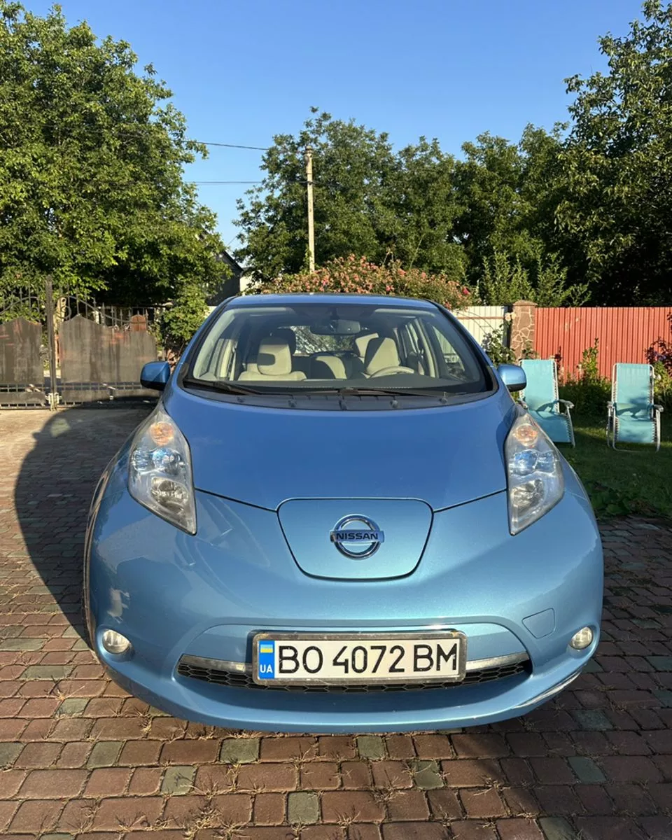 Nissan Leaf 