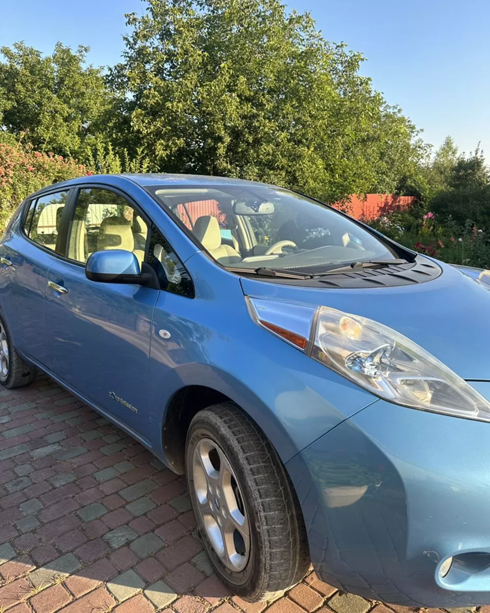 Nissan Leaf  24 kWh 201151