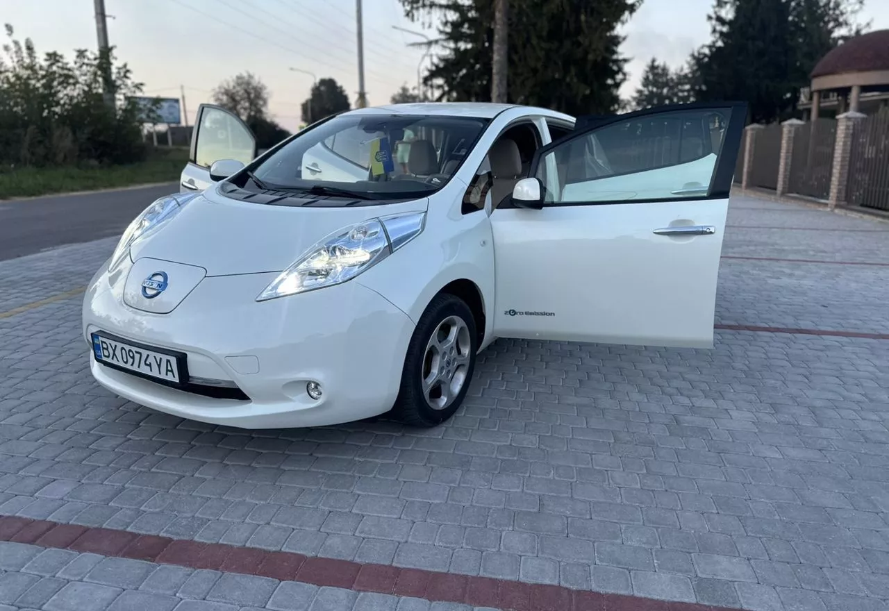 Nissan Leaf  24 kWh 2012161