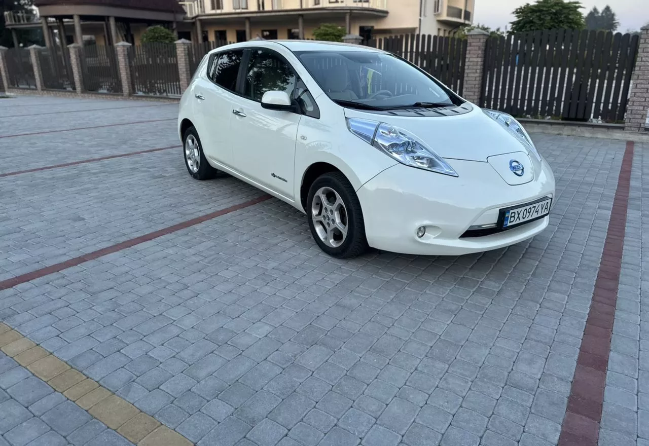 Nissan Leaf  24 kWh 2012361