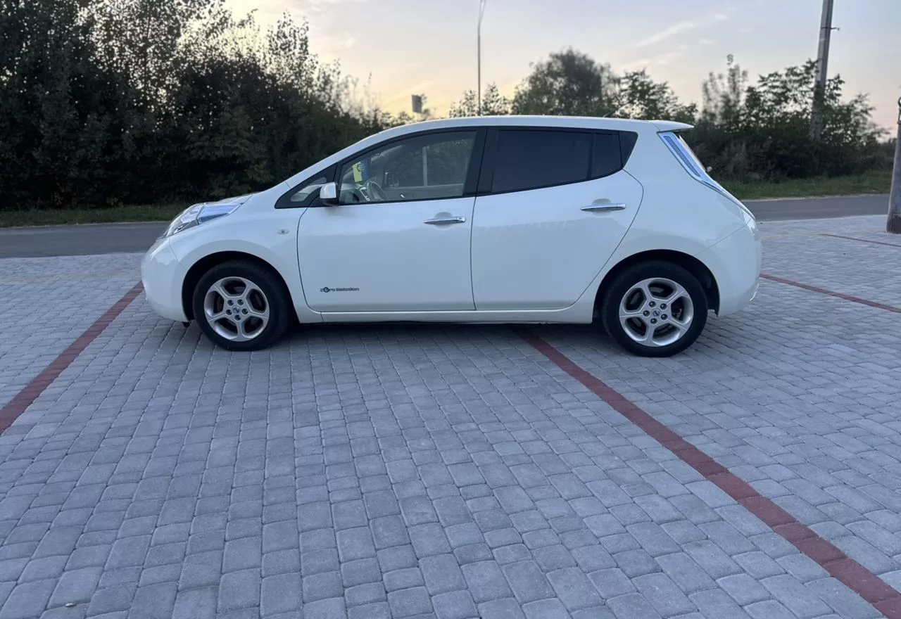 Nissan Leaf  24 kWh 2012401