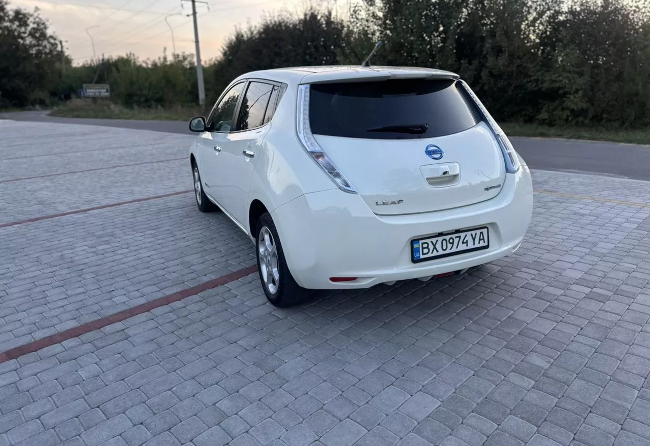 Nissan Leaf  24 kWh 2012451