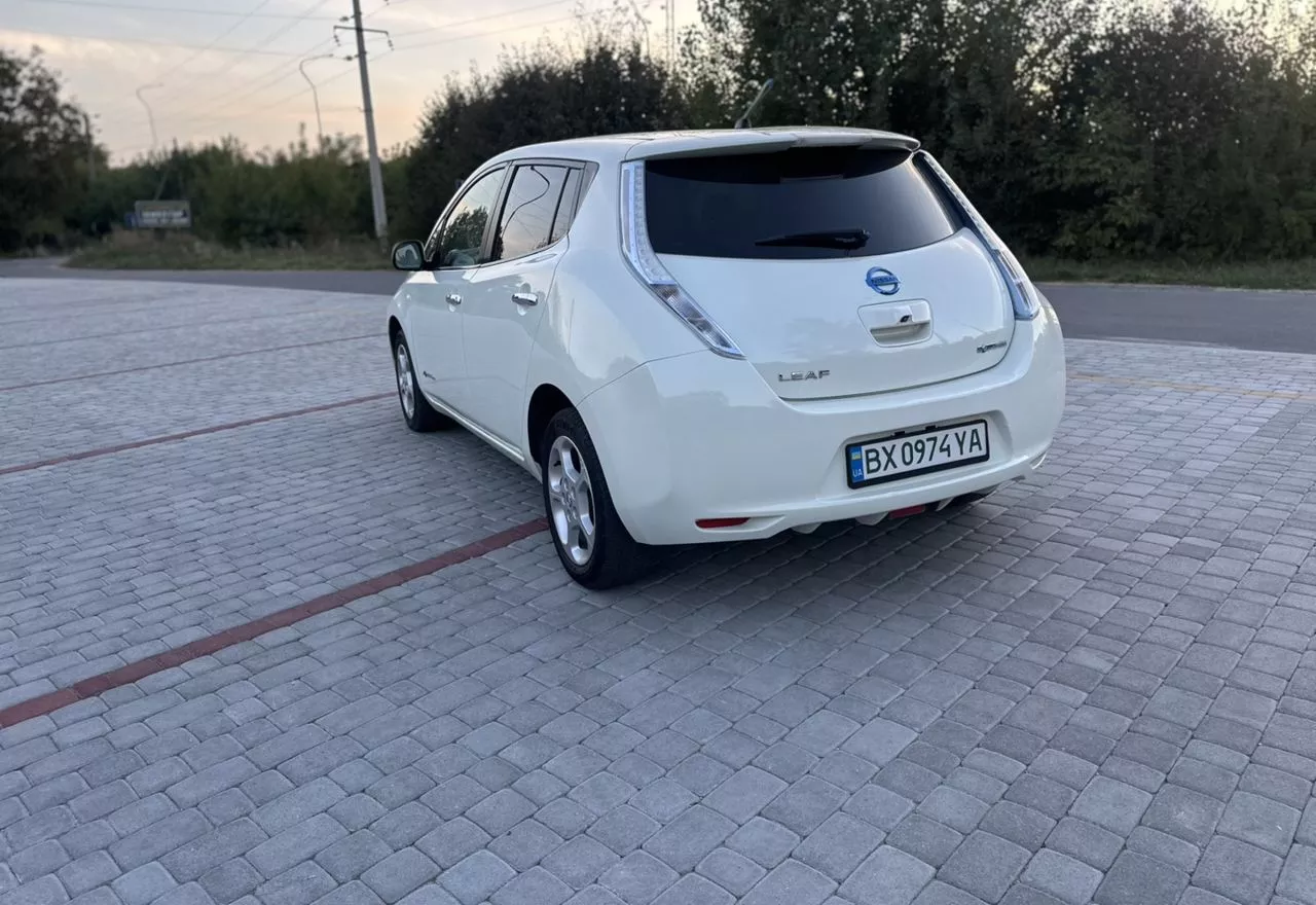 Nissan Leaf  24 kWh 2012471