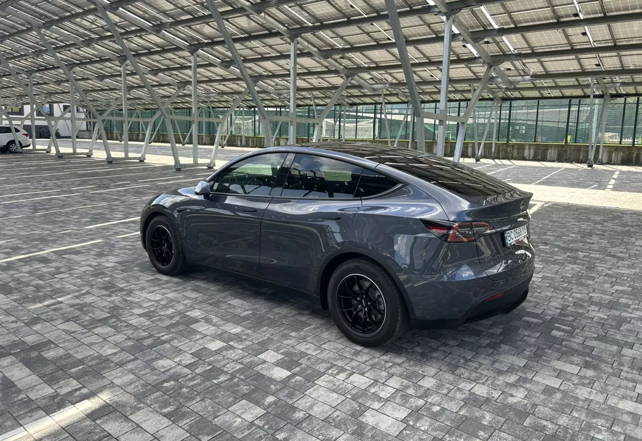 Tesla Model Y  75 kWh 202001