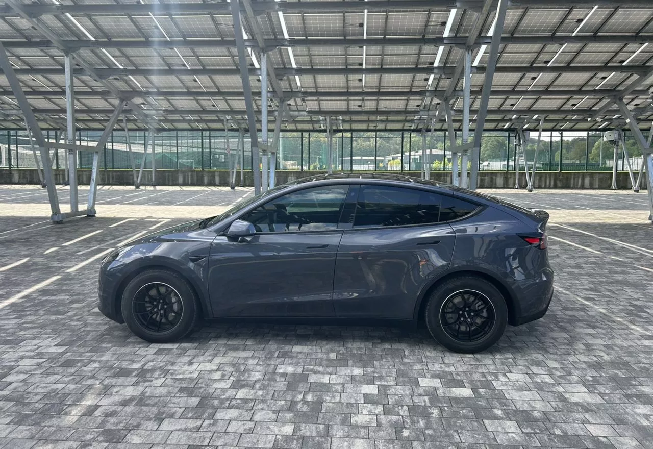 Tesla Model Y  75 kWh 202031