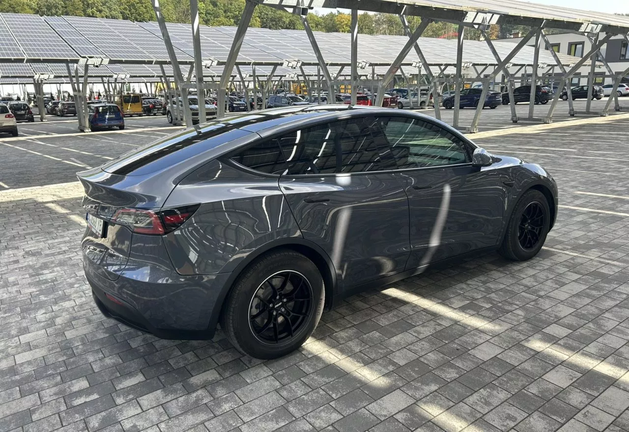 Tesla Model Y  75 kWh 202091