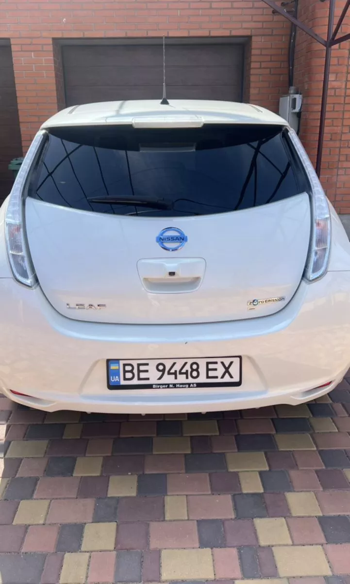 Nissan Leaf  201611