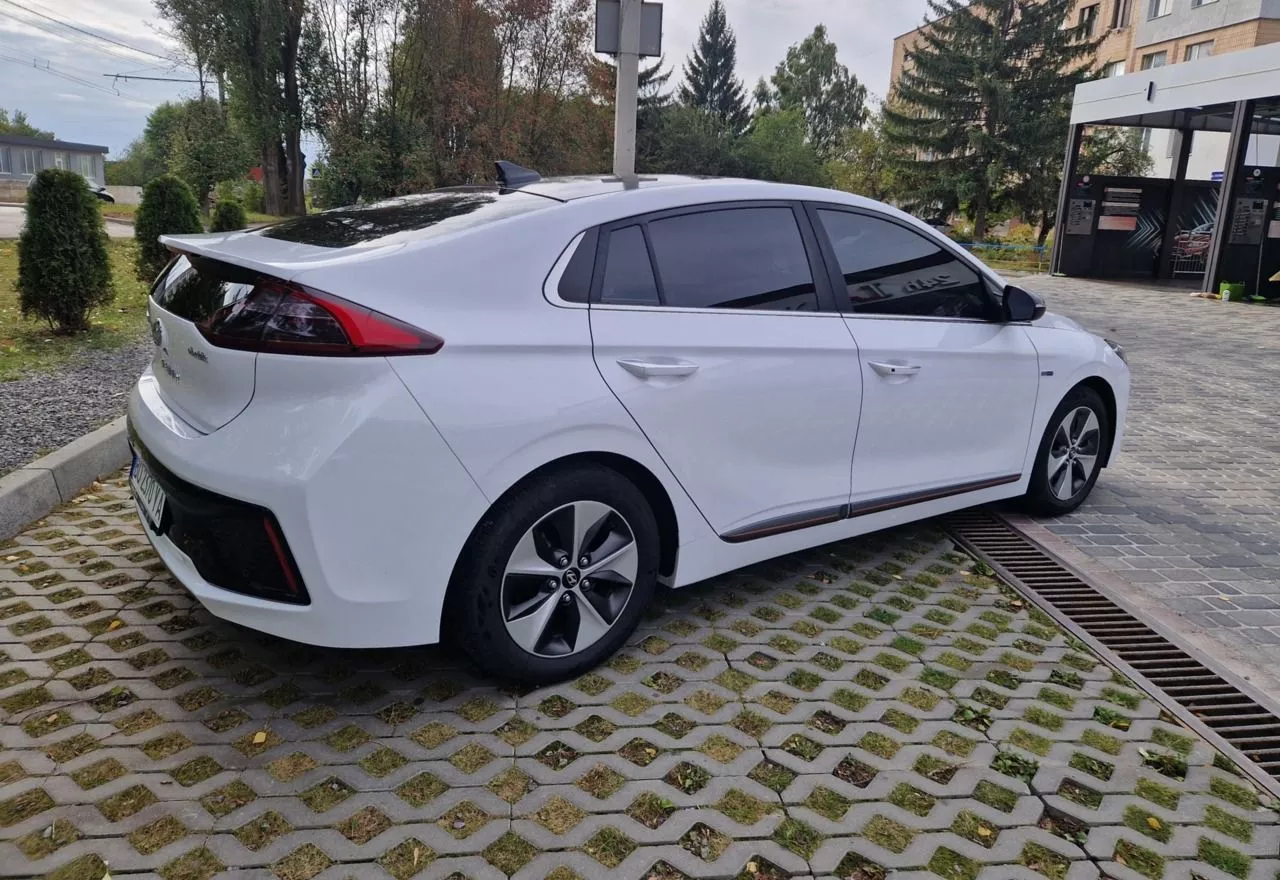 Hyundai Ioniq  28 kWh 201751