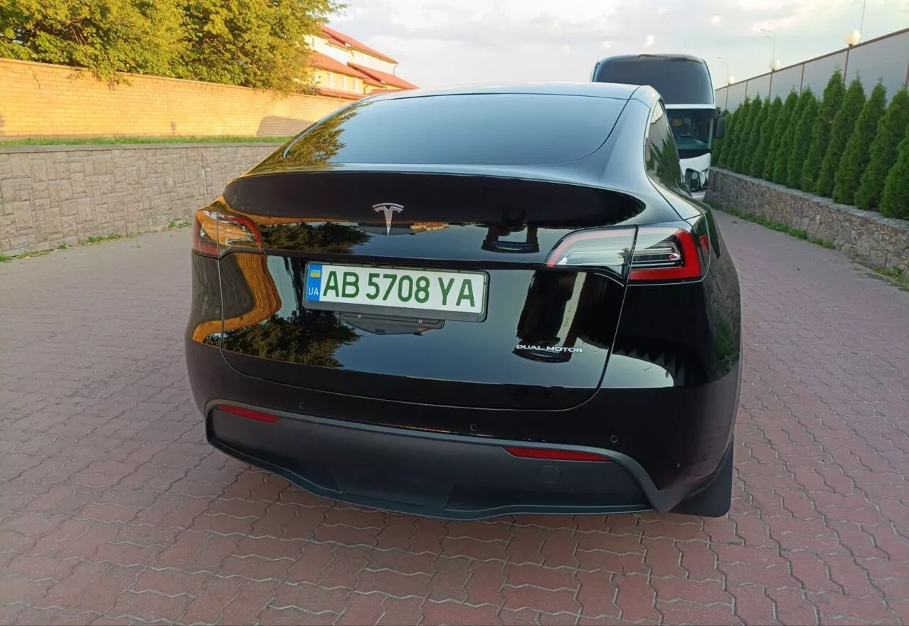 Tesla Model Y  82 kWh 202261