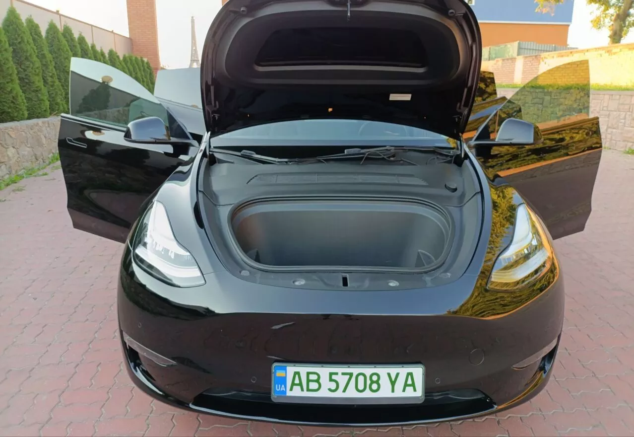 Tesla Model Y  82 kWh 2022331