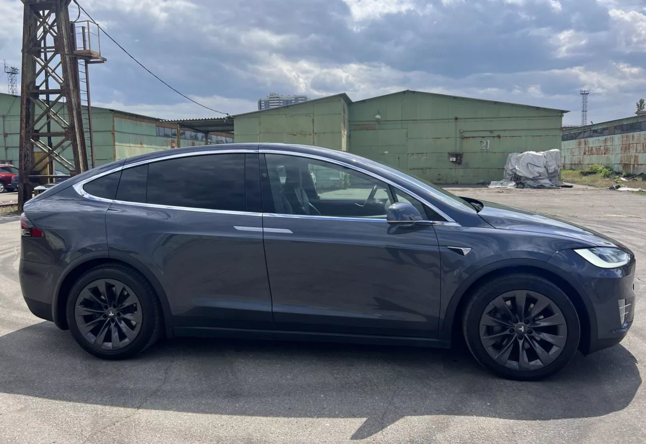 Tesla Model X  94 kWh 2018391