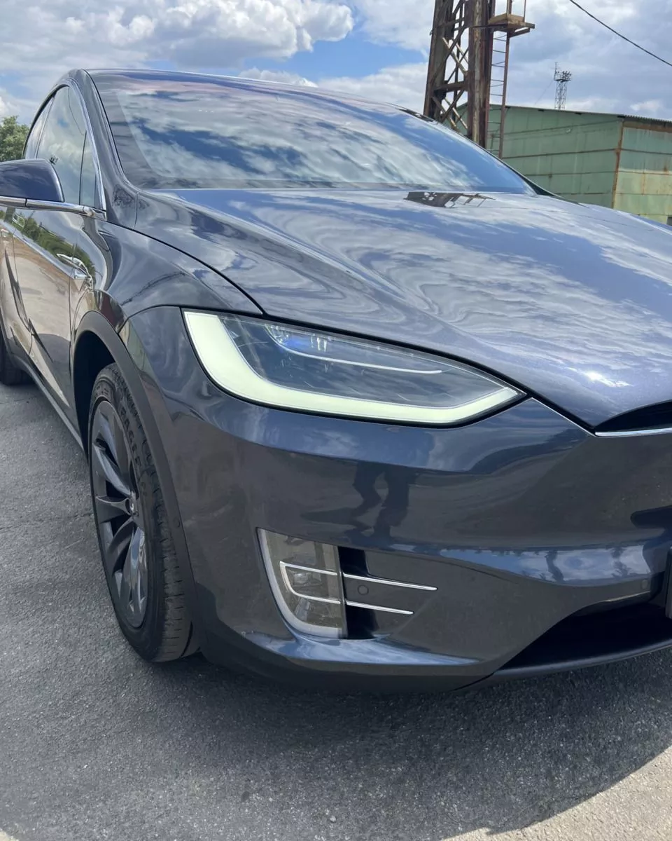 Tesla Model X  94 kWh 2018421