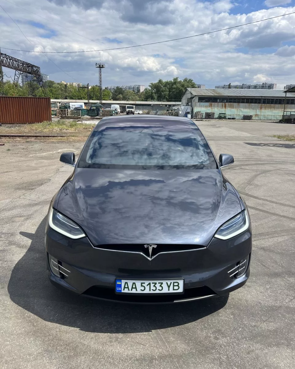 Tesla Model X  94 kWh 2018451