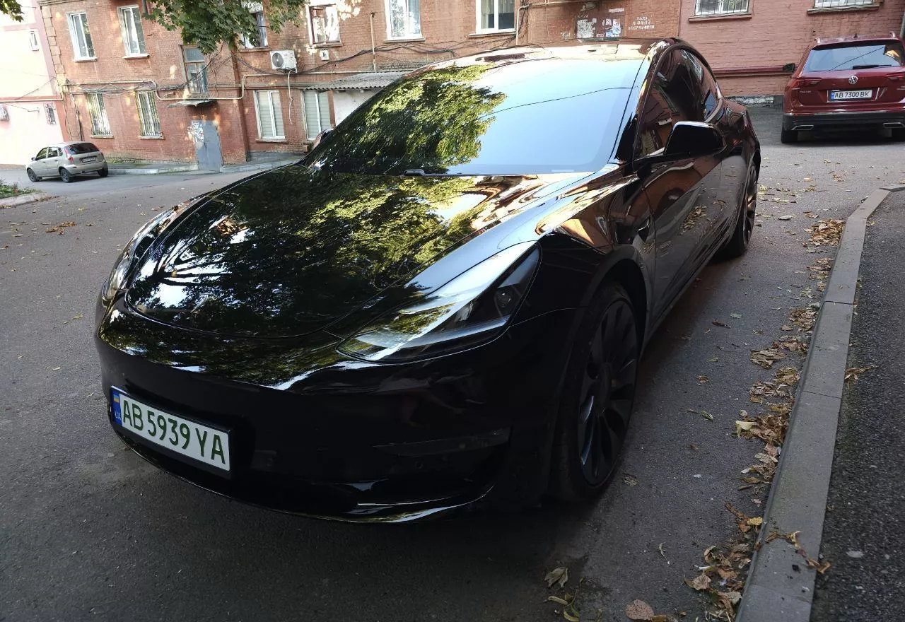 Tesla Model 3  2021201