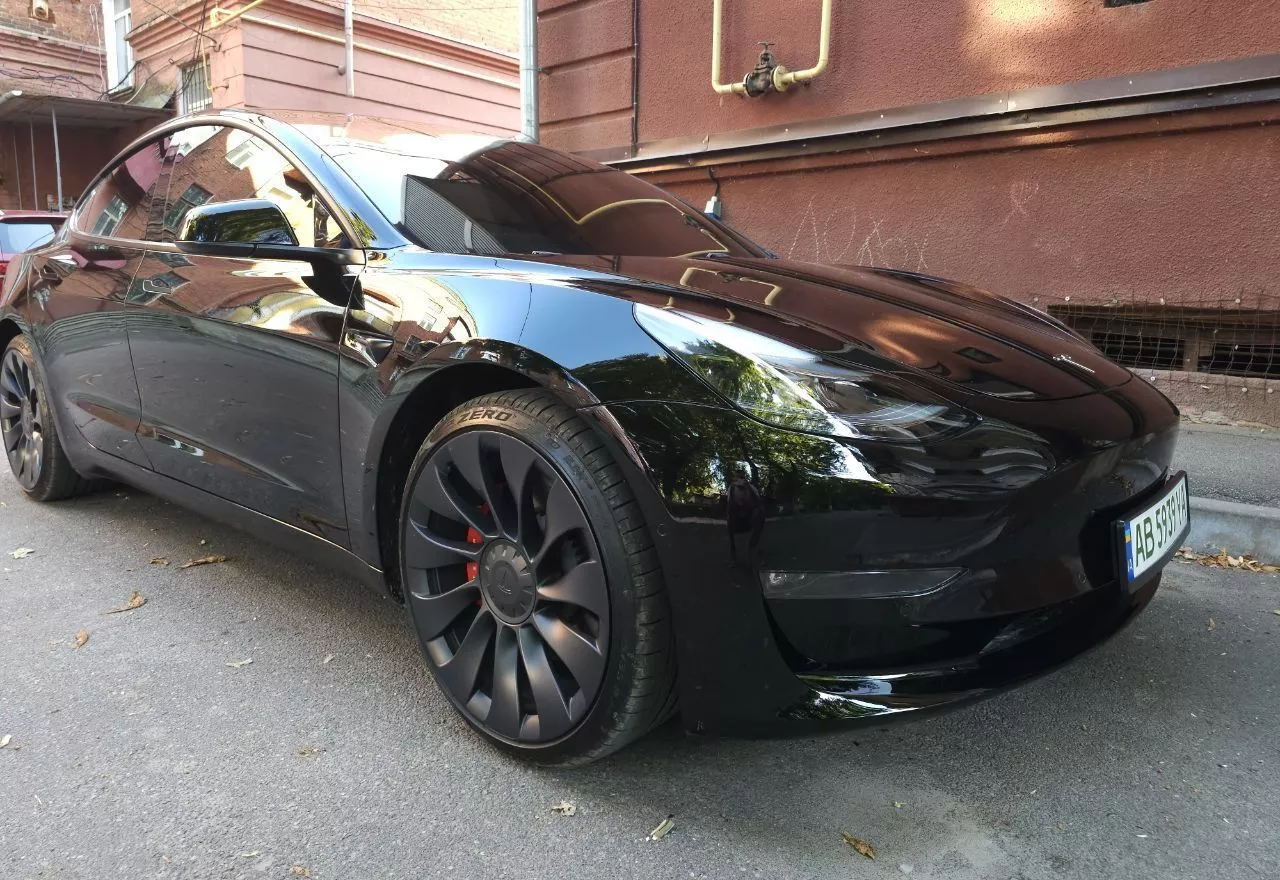 Tesla Model 3  2021231