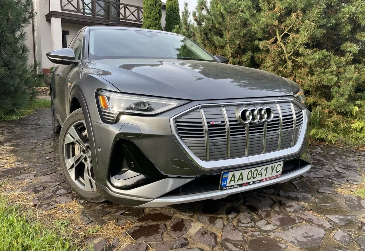 Audi E-tron  202051