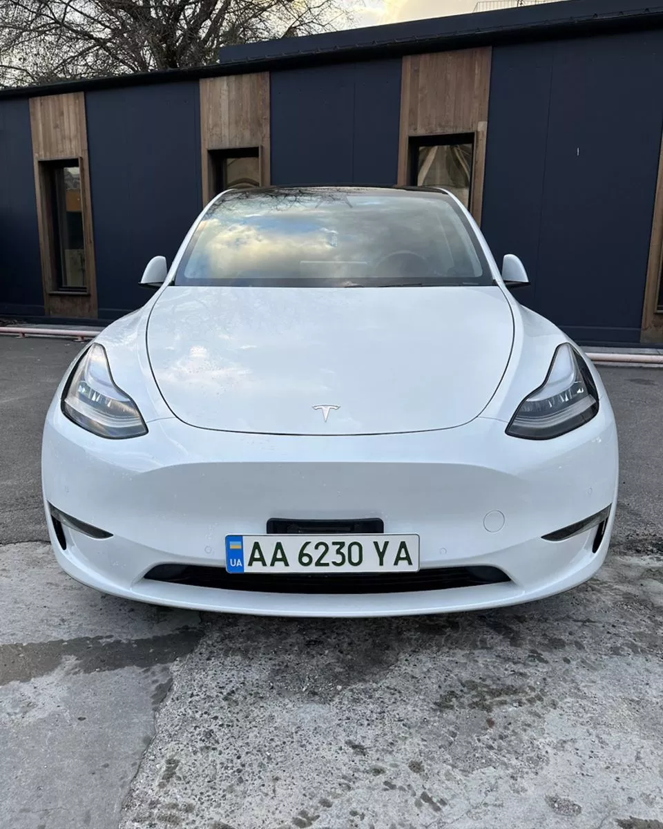 Tesla Model Y  82 kWh 2020151