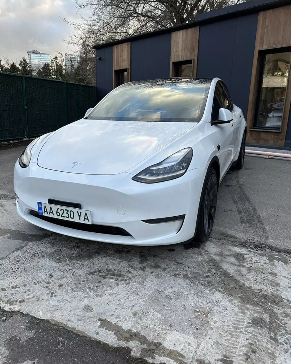 Tesla Model Y  82 kWh 2020161