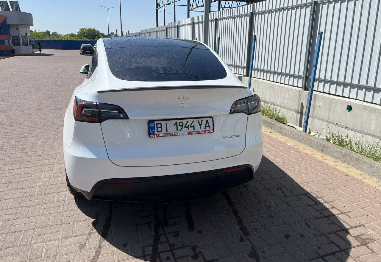 Tesla Model Y  82 kWh 202231