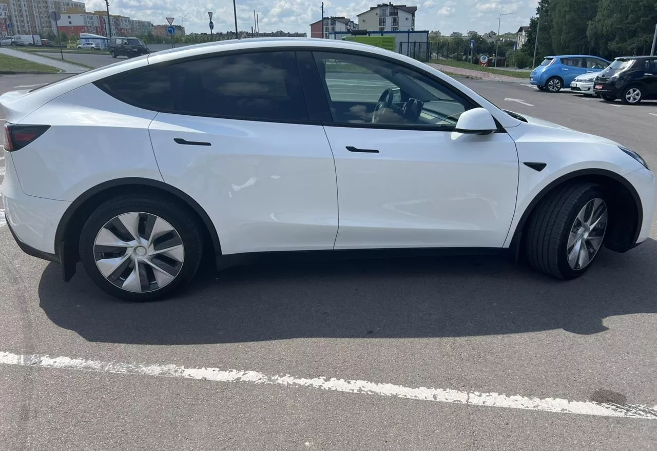 Tesla Model Y  82 kWh 202231