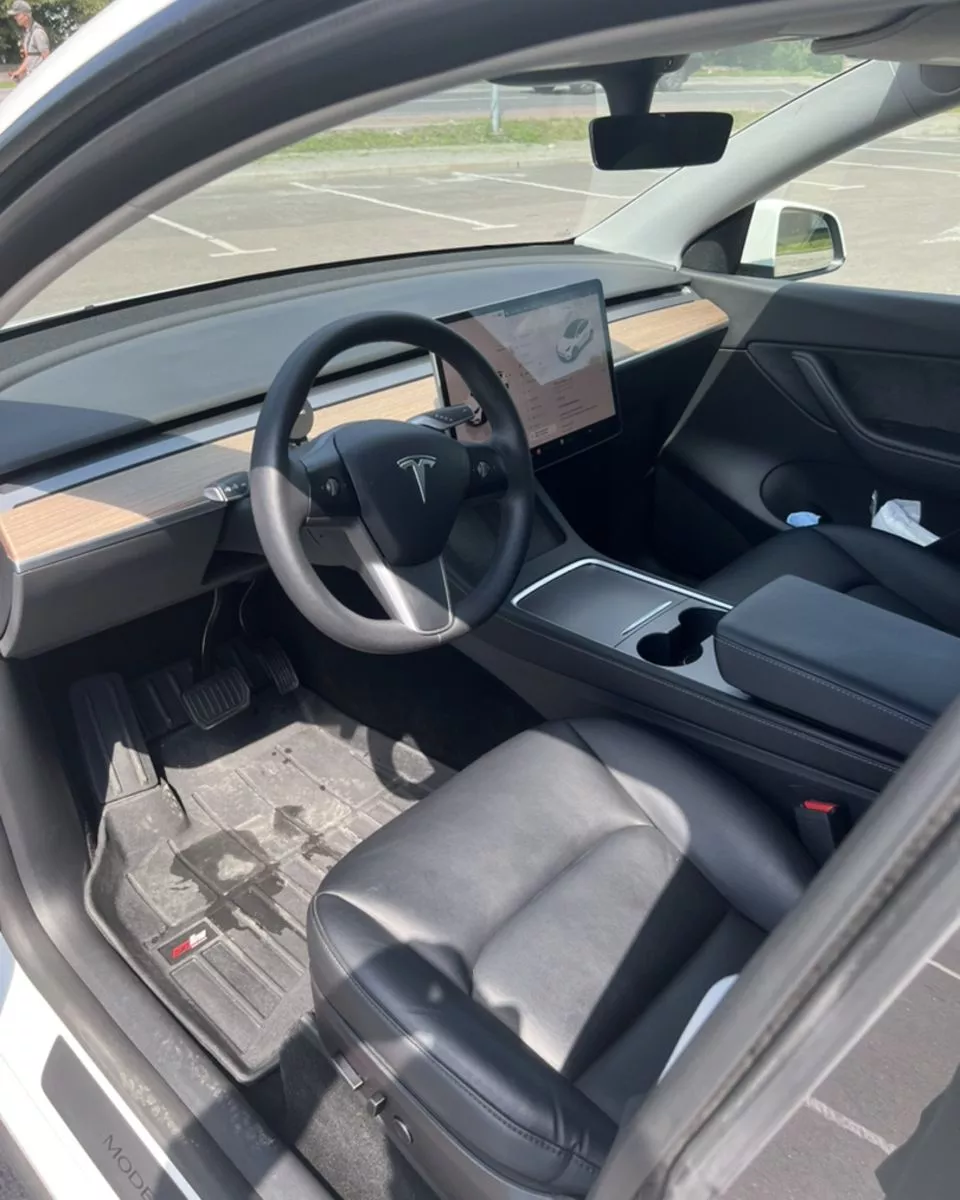 Tesla Model Y  82 kWh 202271