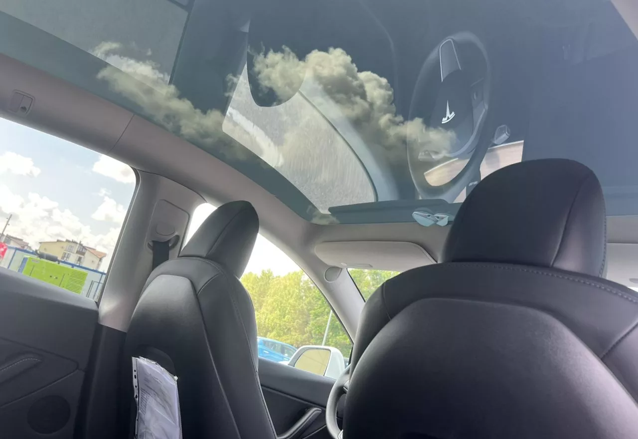 Tesla Model Y  82 kWh 2022131