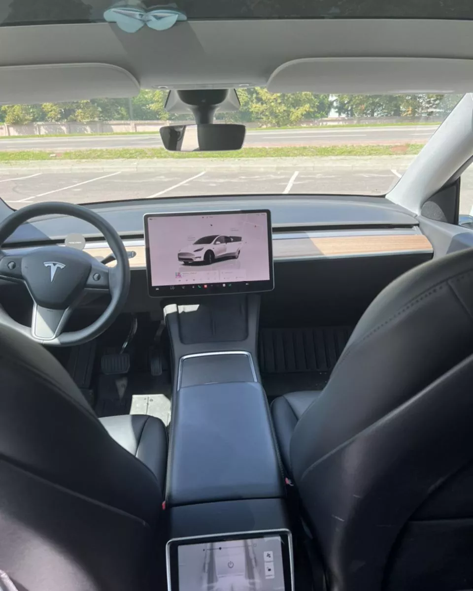 Tesla Model Y  82 kWh 2022191