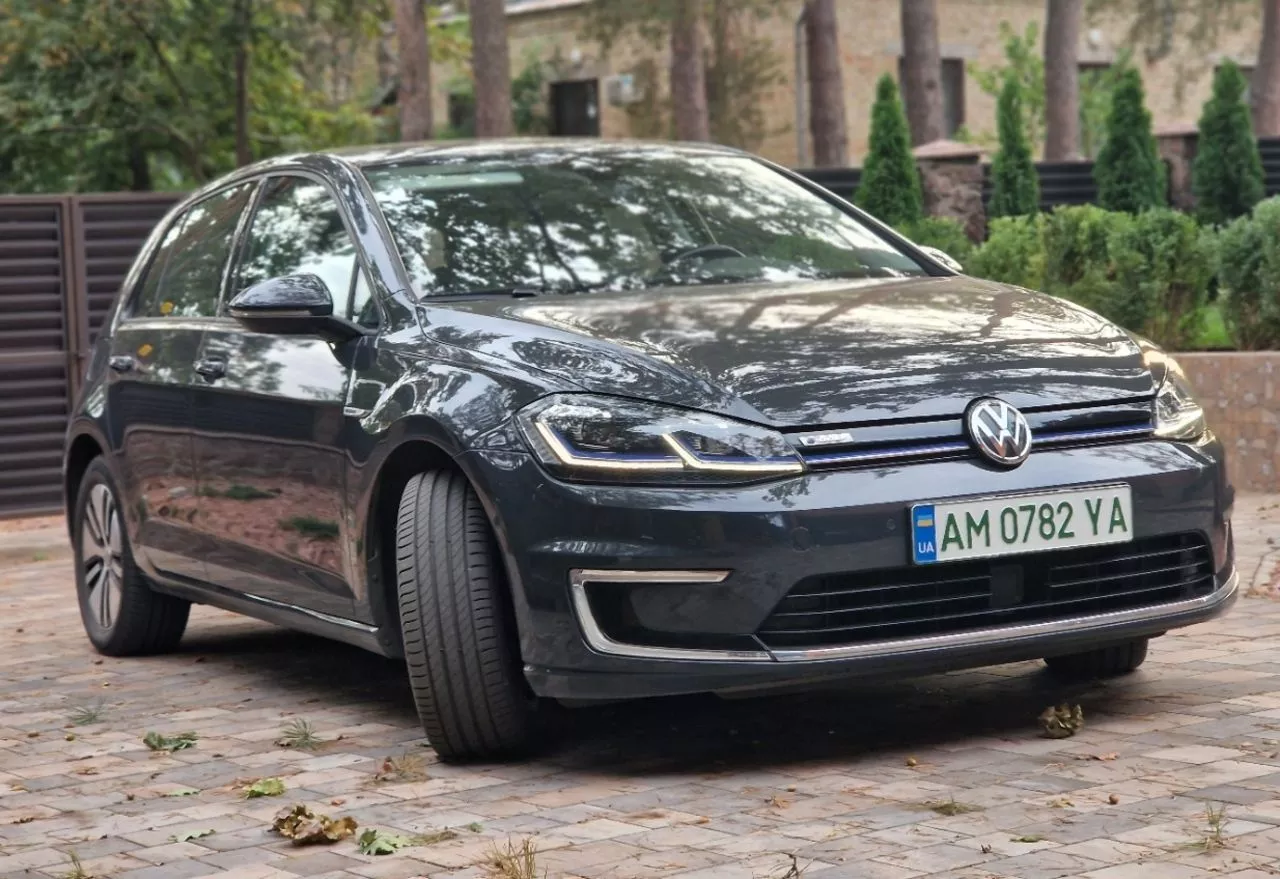 Volkswagen e-Golf  35.8 kWh 201751