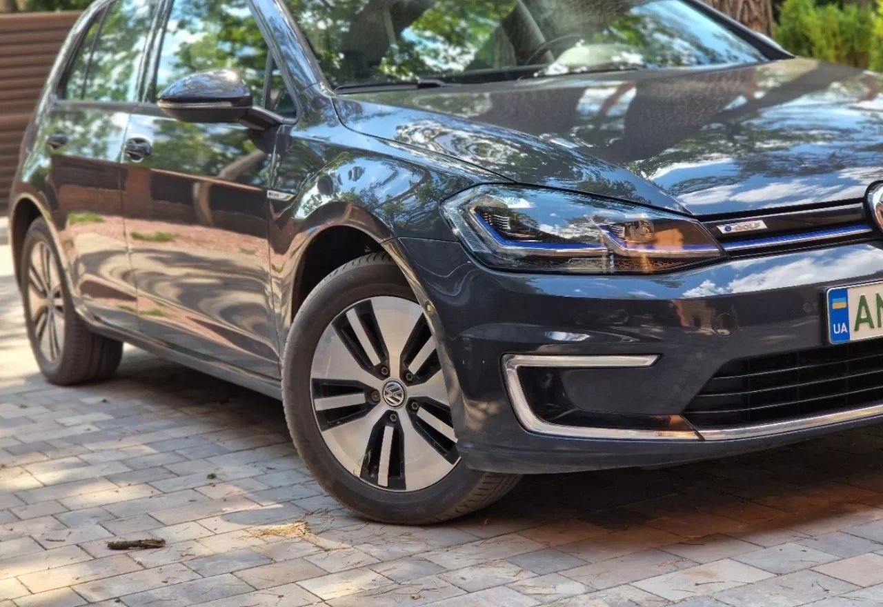 Volkswagen e-Golf  35.8 kWh 201761