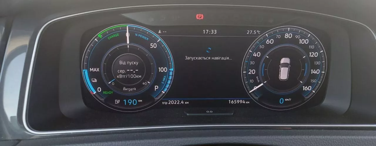 Volkswagen e-Golf  35.8 kWh 2019101