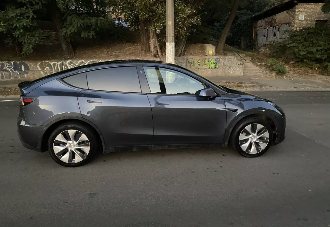 Tesla Model Y  202081